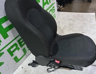 Asiento opel 131163 39077295 corsa e expression