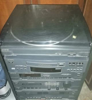 Equipo de Sonido Modular Sony LBT-D105 + Altavoces