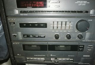 Equipo de Sonido Modular Sony LBT-D105 + Altavoces