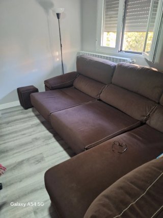 Sofá 2 plazas + chaiselongue marrón