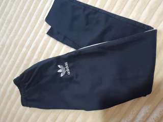 Pantalón Adidas Talla 36/38