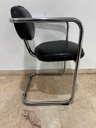 Silla Vintage Bauhaus Cuero y Metal