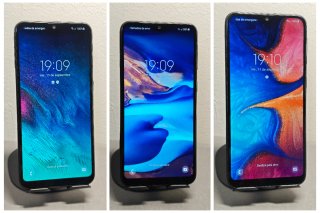 3x Samsung Galaxy A20e 32GB 3GB Black
