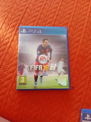 Trials Fusión:The Awesome Max Edition y FIFA 16
