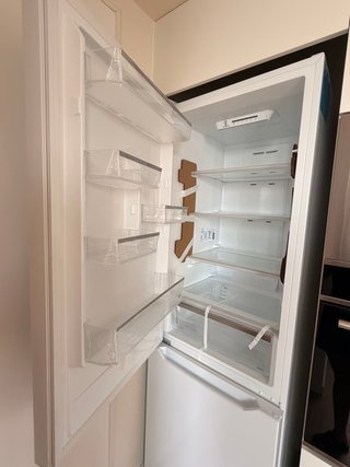 Nevera Midea 310L No Frost sin usar