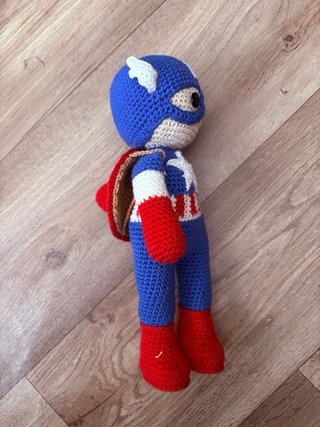 Muñeco crochet Capitán América