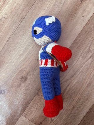 Muñeco crochet Capitán América