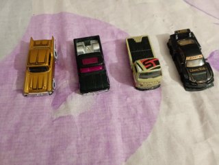 4 Coches Coleccionables Hot Wheels 2022