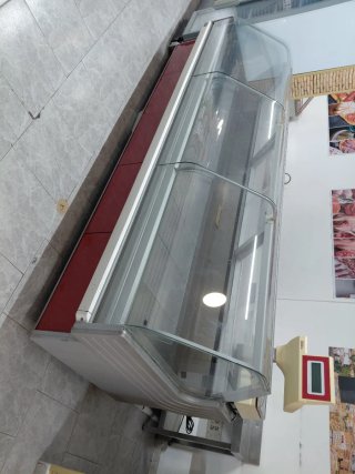 Vitrina refrigerada cristal curvo