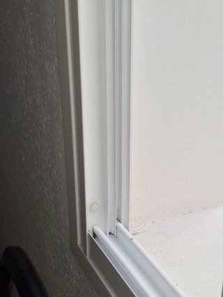 Ventana corredera blanca
