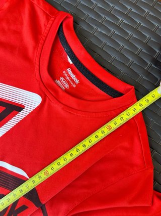 CAMISETA DE REEBOK TEJIDO TRASPIRABLE  DEPORTIVA