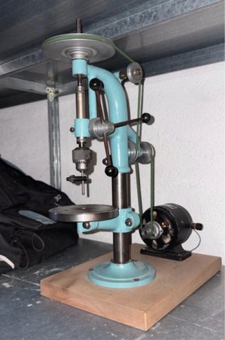 Taladro de relojero vintage