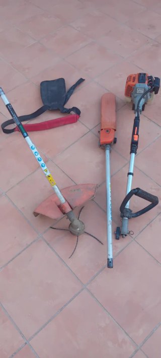 Desbrozadora y cortasetos de jardín