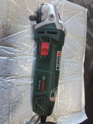 Amoladora Bosch PWS 700-115