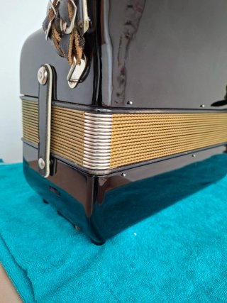 Acordeón HOHNER CONCERTO III