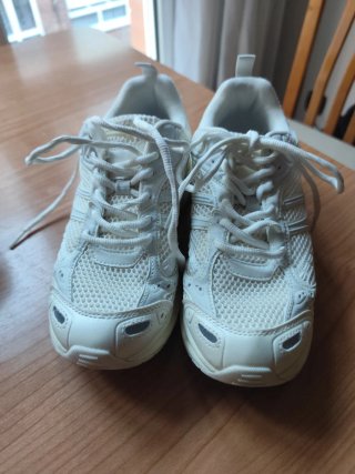 Zapatillas deportivas blancas