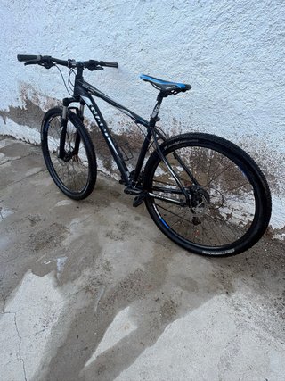 Bicicleta Giant Revel 29