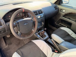 Ford Mondeo 2004