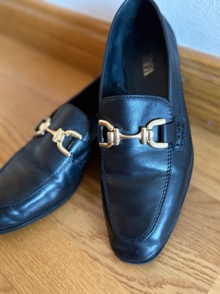 Mocasines Zara Hebilla Dorada de piel