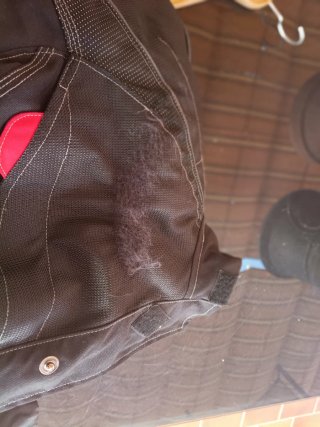 Chaqueta de moto con protecciones