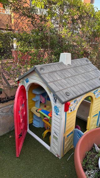 Casita de jardín infantil