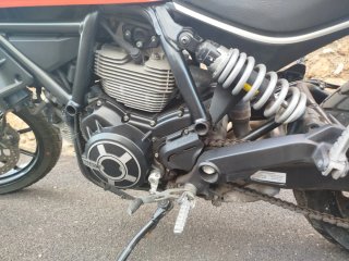 Ducati Scrambler Sixty2 Naranja