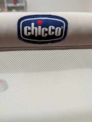 Cuna colecho Chicco gris/beige