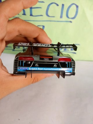 Audi R8 LMS Scalextric