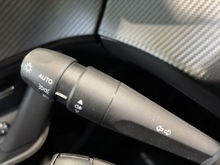 Peugeot e-2008 Eléctrico Allure 115 kW (156 CV)