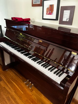 Piano Vertical Yamaha C-113