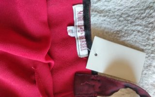 Top rojo con lentejuelas