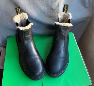 Botas originales,piel Dr. Martens con borreguito