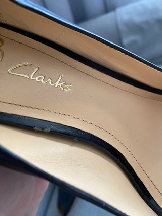 Tacones Clarks Negros