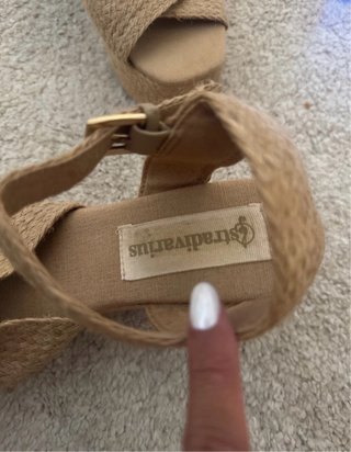 Sandalias cuña esparto beige