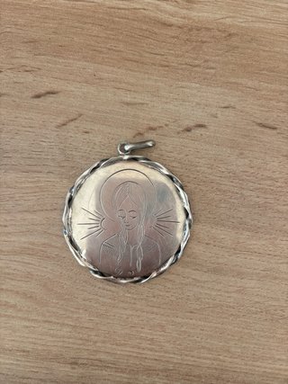 Medalla Virgen Plata