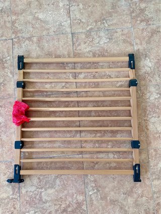Barandilla de madera para escaleras niño o mascota