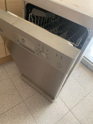 Lavavajillas nuevo sin usar