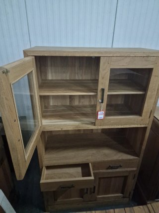 Alacena Roble Macizo con Puertas de Cristal