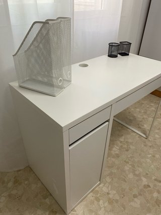 Escritorio blanco Regalo lapiceros y organziadores