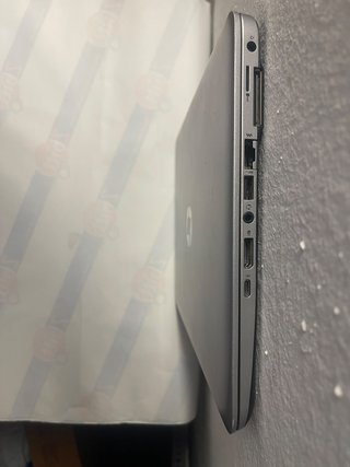 Portátil HP con 8GB RAM y 256GB SSD MUY NUEVO