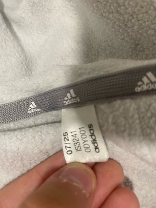 Chaqueta Adidas Gris con Cremallera