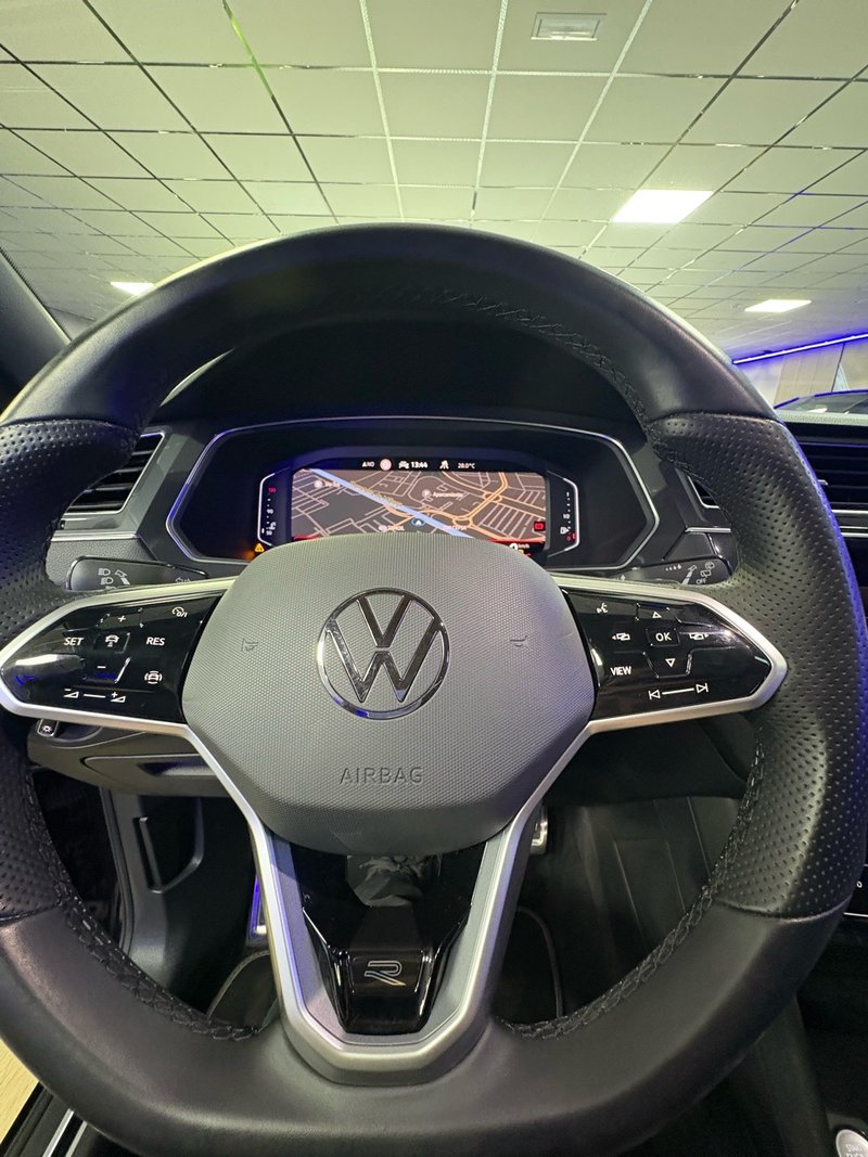 Volkswagen Tiguan Allspace R-Line 2.0 TDI DSG 4Motion (2021) 2022, foto 14