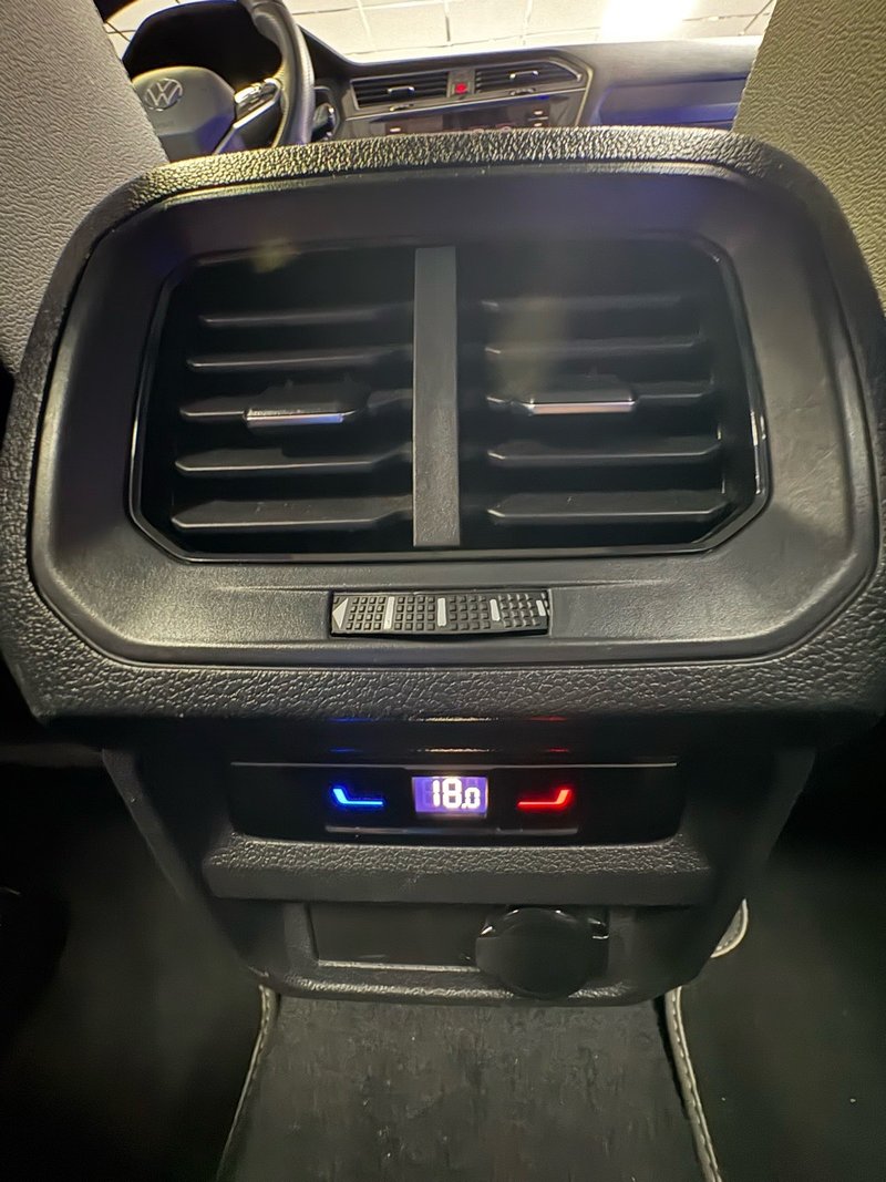 Volkswagen Tiguan Allspace R-Line 2.0 TDI DSG 4Motion (2021) 2022, foto 21