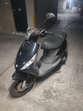 Piaggio Zip 50 2T Negra ITV en vigor