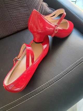 Zapatos rojos charol