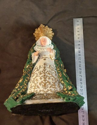 Figura Religiosa de la Virgen Macarena