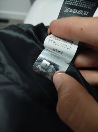 The North Face 700 Puffer Negra