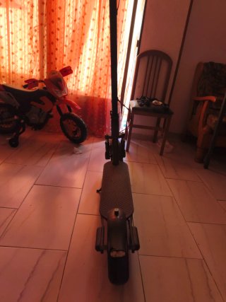 Patinete eléctrico casi nuevo s