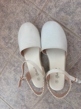 Esparteñas cuña cerrada beige talla 35