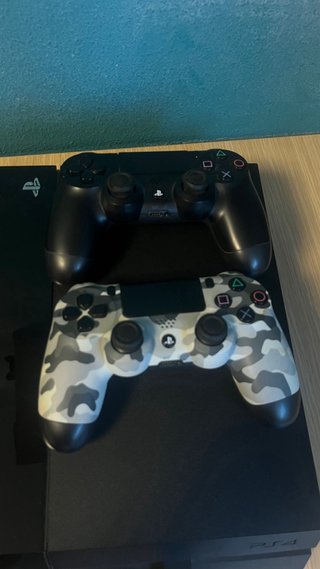 PS4 500GB (Pack completo)